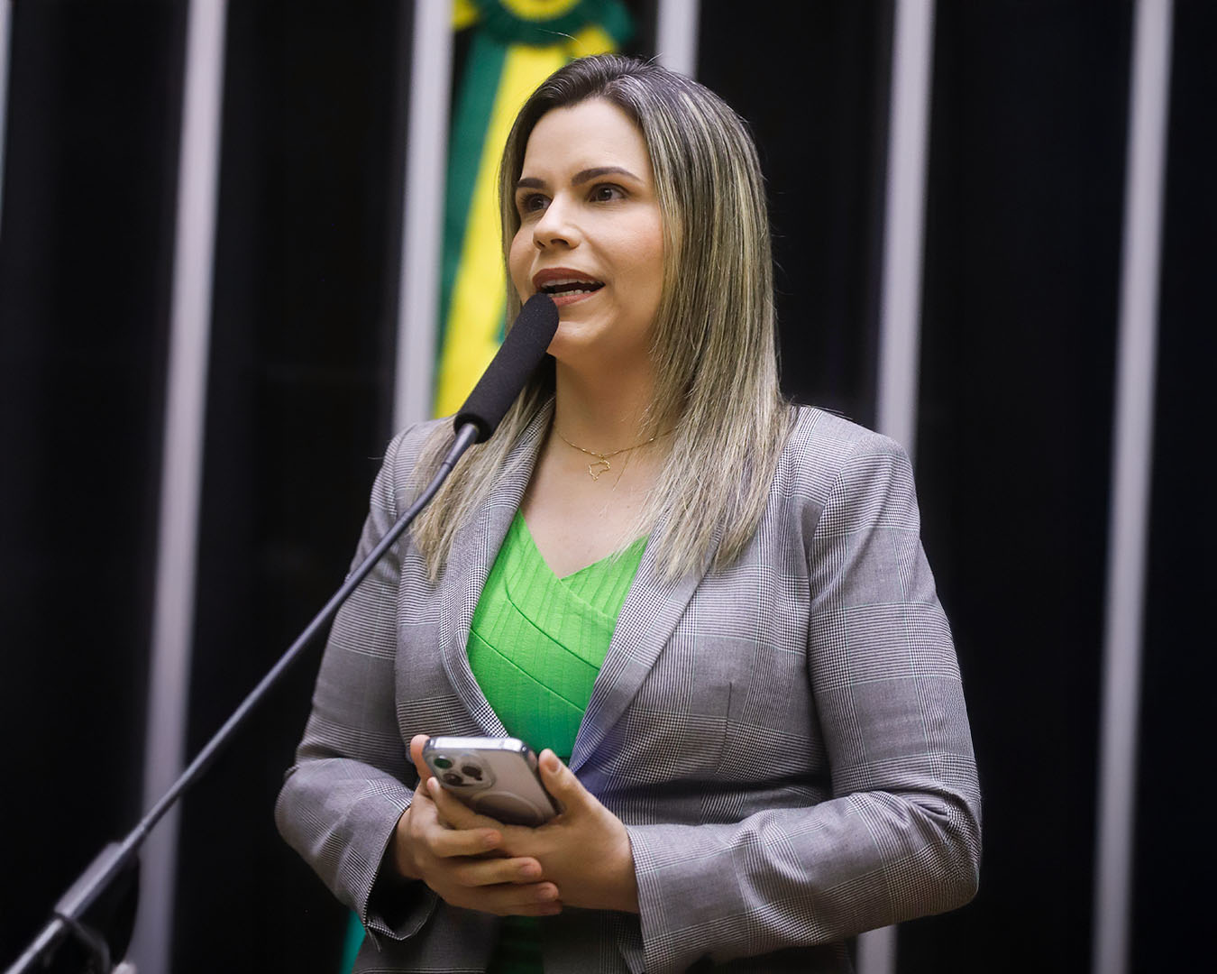 Deputada com o povo